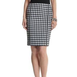White House Black Market houndstooth lined skirt